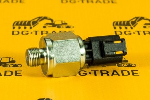 Датчик давления масла КПП JCB (Original) 701/M7305 Датчик давления масла КПП JCB (Original) 701/M7305