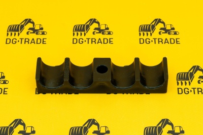 Фиксатор патрубка гидравлики JCB (Original) 332/E7270 (1)